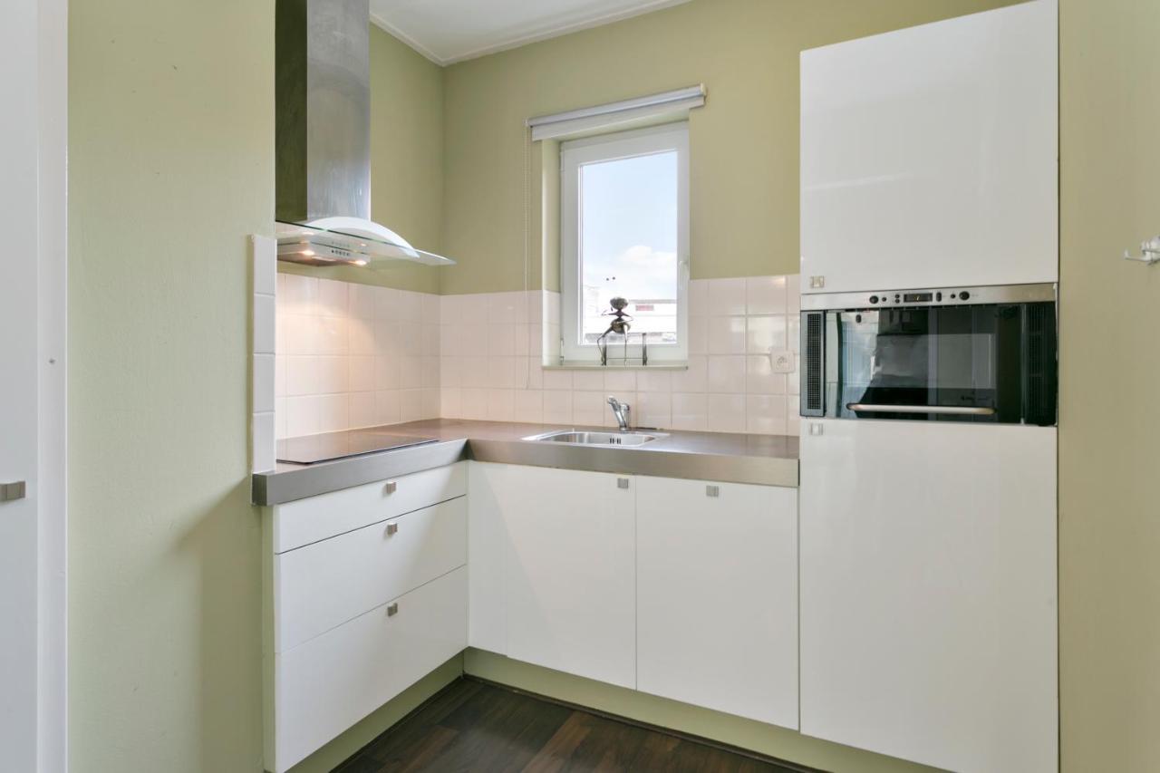Studio In City Center With Terrace, Netflix - Wifi Antwerp Luaran gambar